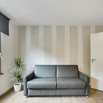 Apartment Here Nd