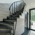 Apartment Here Nd *