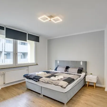 דירה Here Nd *